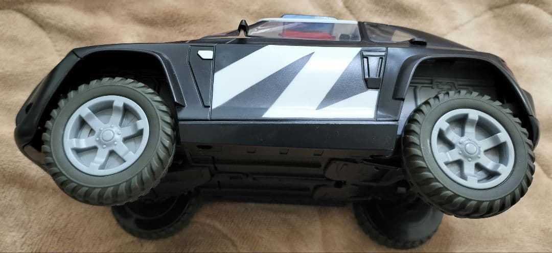 ディズニー　ズートピア　ビークル　ポリスカー　スポーツカー　パトカー