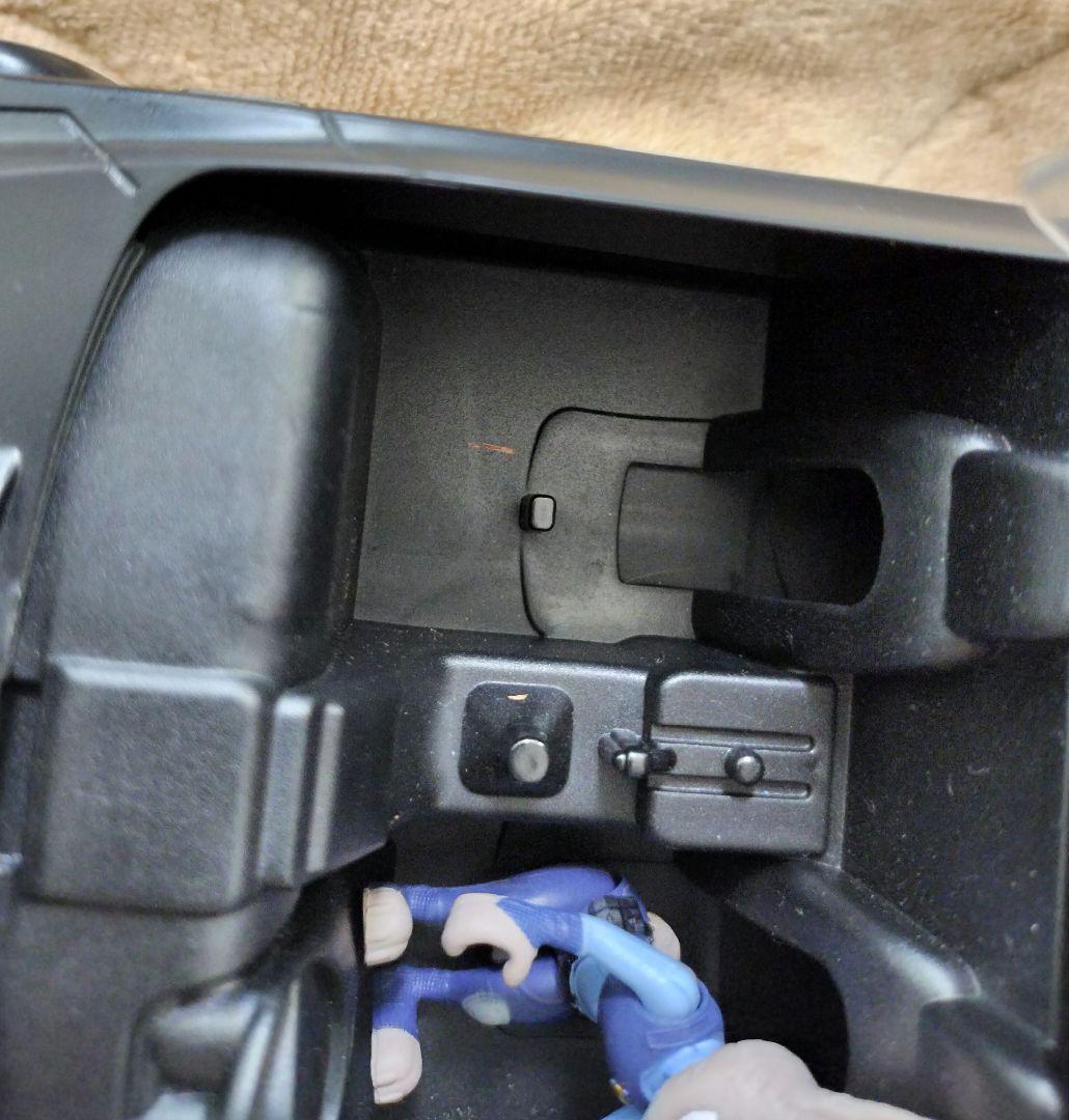 ディズニー　ズートピア　ビークル　ポリスカー　スポーツカー　パトカー