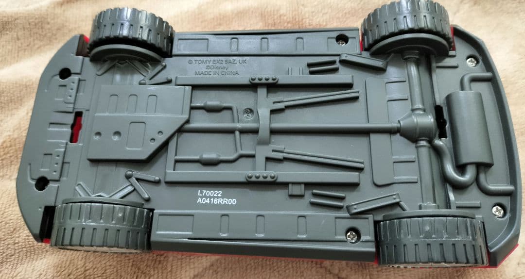 ディズニー　ズートピア　ビークル　ポリスカー　スポーツカー　パトカー