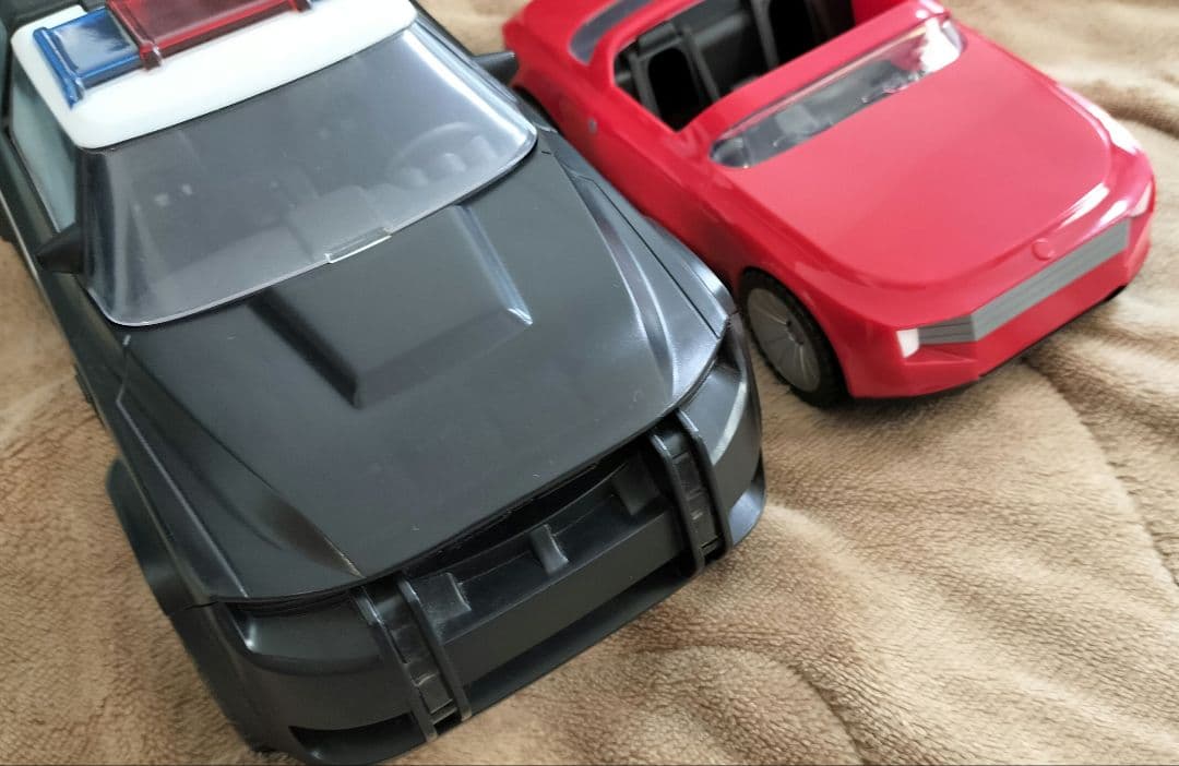 ディズニー　ズートピア　ビークル　ポリスカー　スポーツカー　パトカー