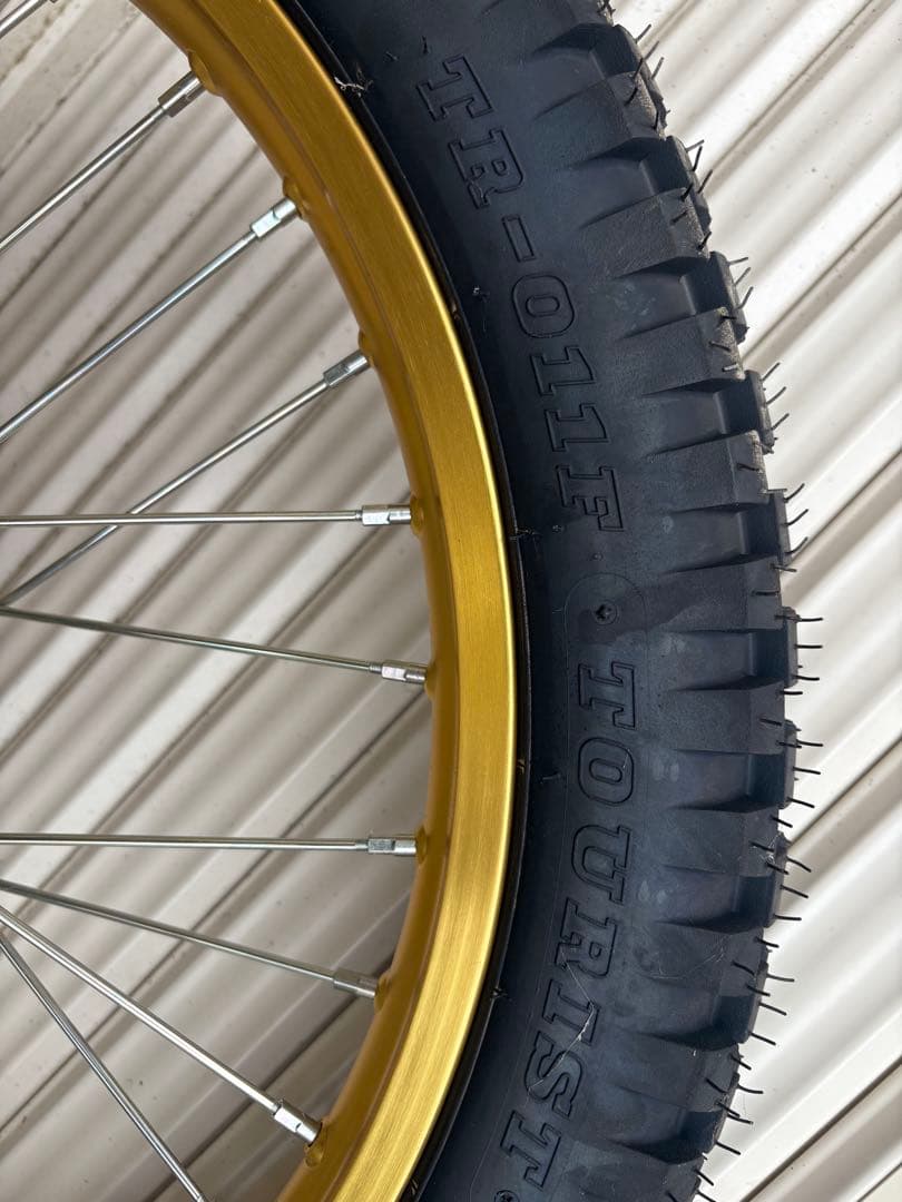 ワイズギア セロー250 ホイールタイヤセット　新品未使用品