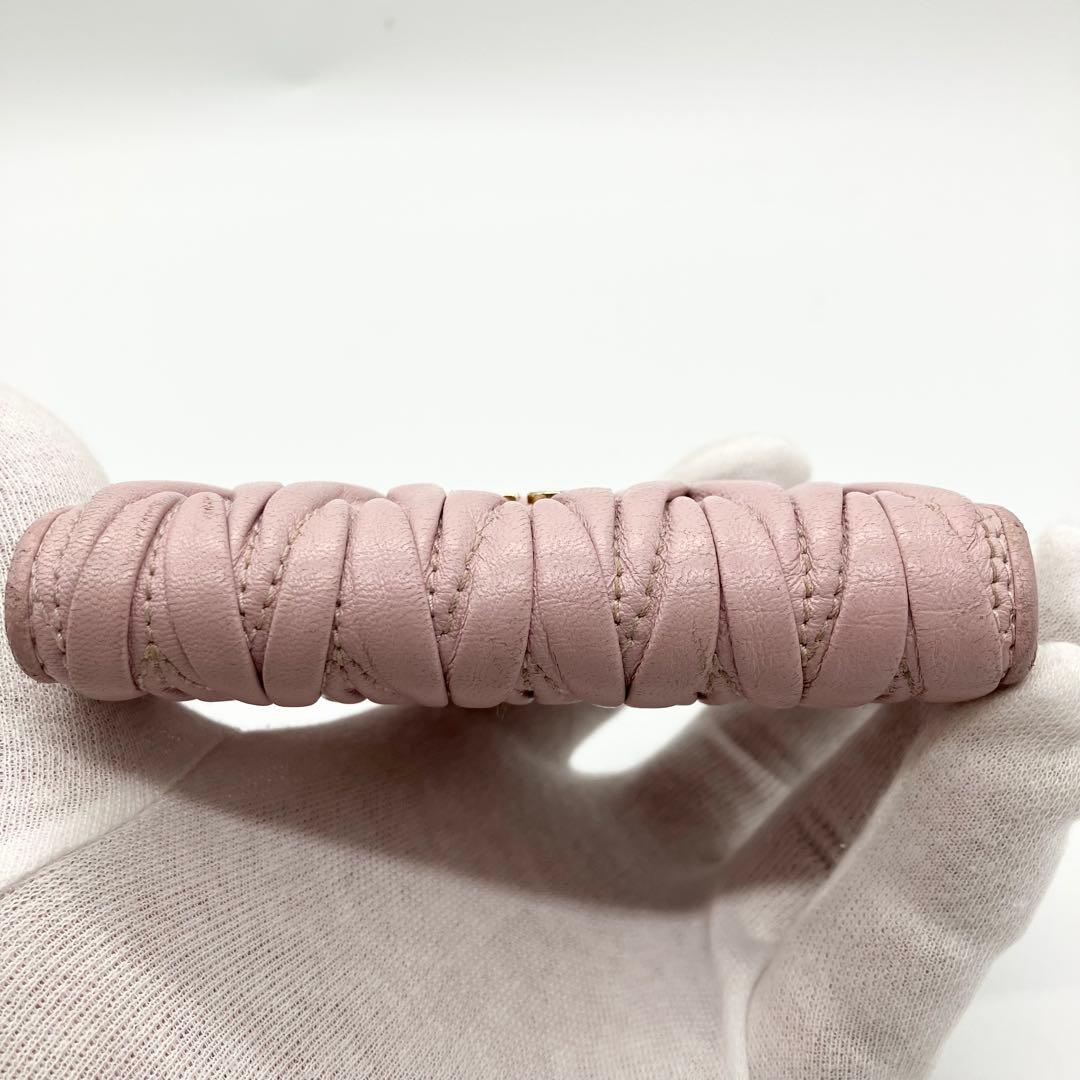 現行✨新型✨FRID付✨ミュウミュウ キーケース マテラッセ ピンク　付属品完備