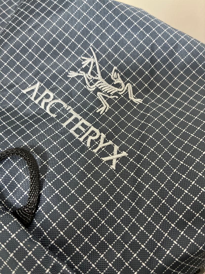 ARC'TERYX KONSEAL 15 バックパック グレー　未使用