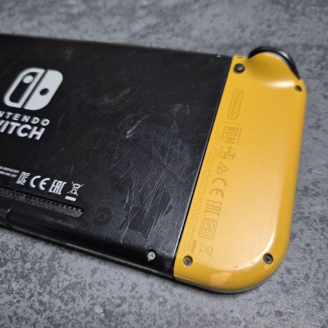 Nintendo Switch ピカチュウデザイン