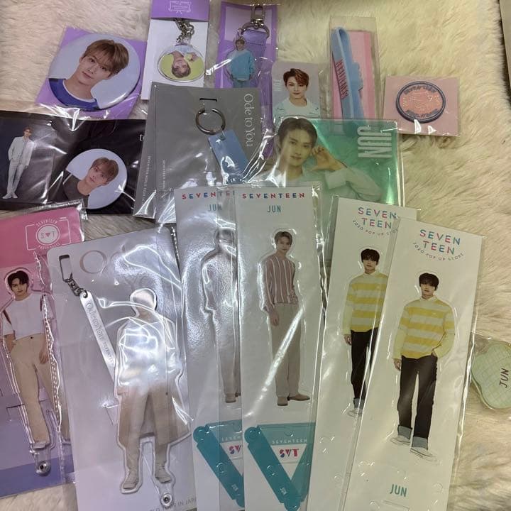 SEVENTEEN ジュン トレカ グッズ