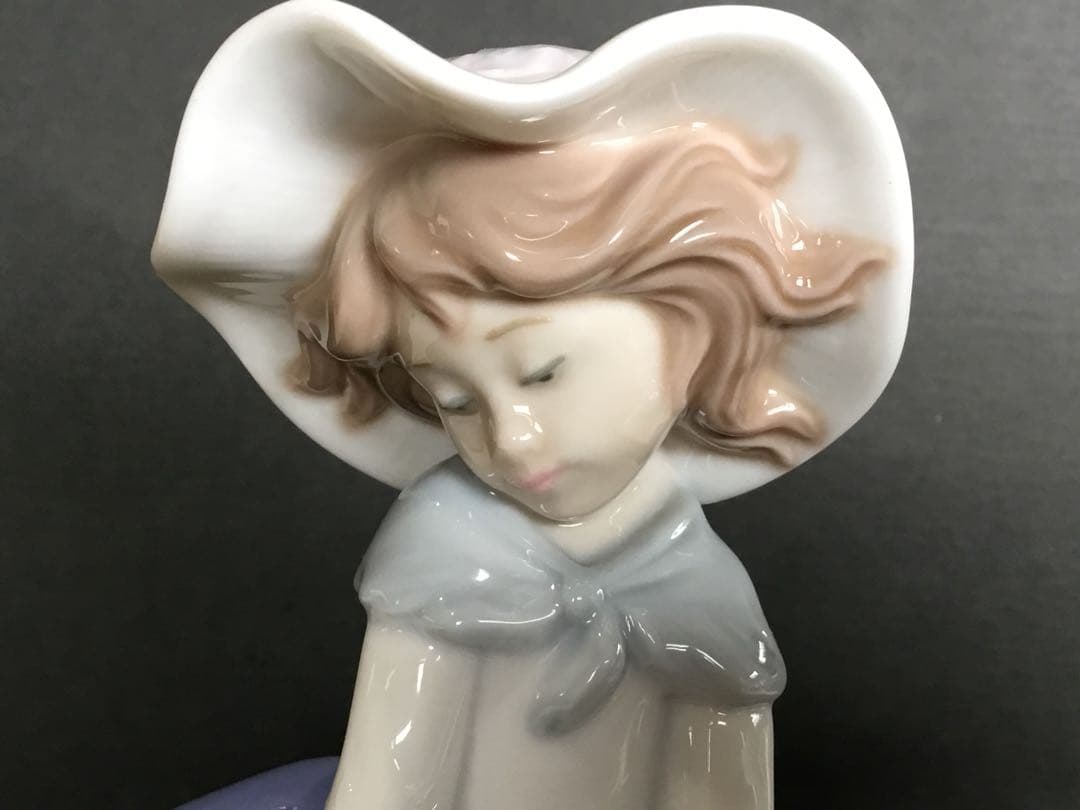 リヤドロ人形　LLADRO きれいな花ばかり