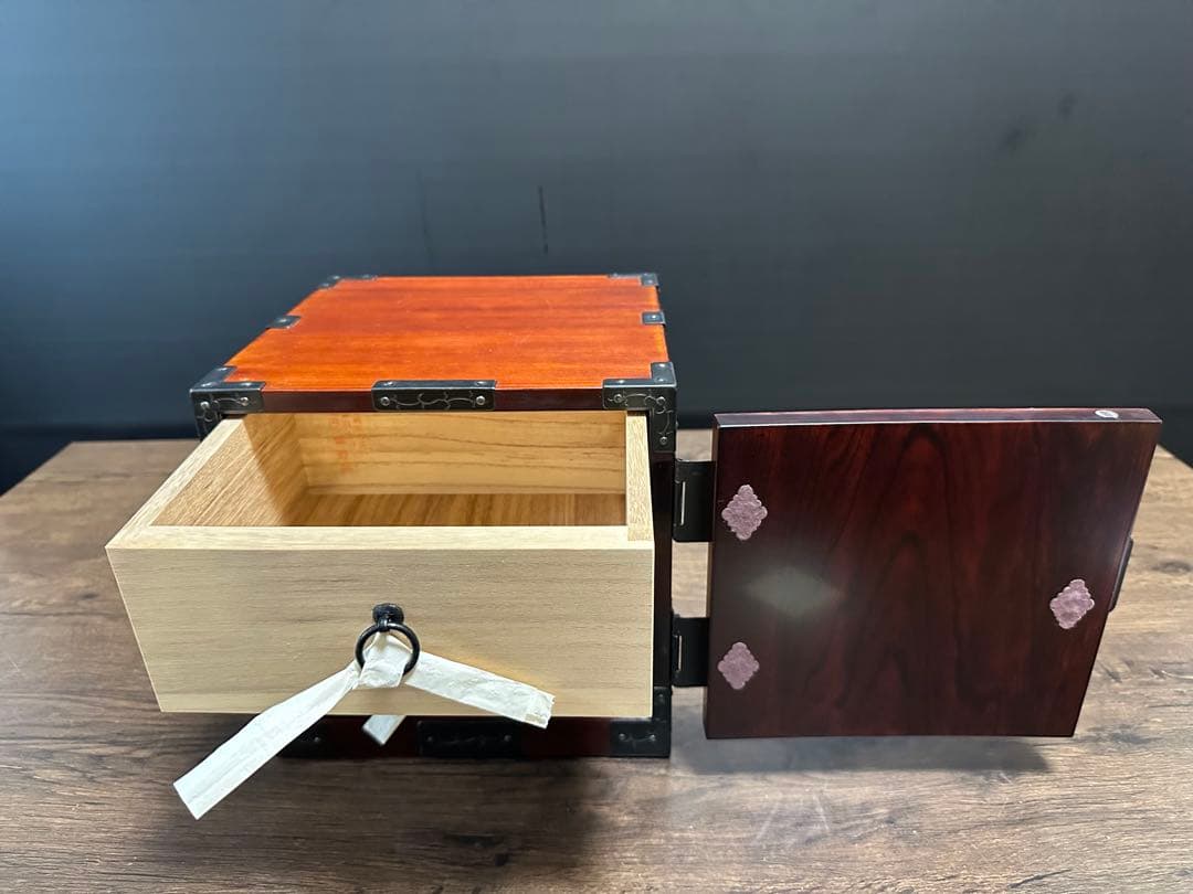 未使用美品　熊野洞 仙台箪笥 船箪笥 小箪笥 八寸帖箱 本漆仕上げ 伝統工芸品