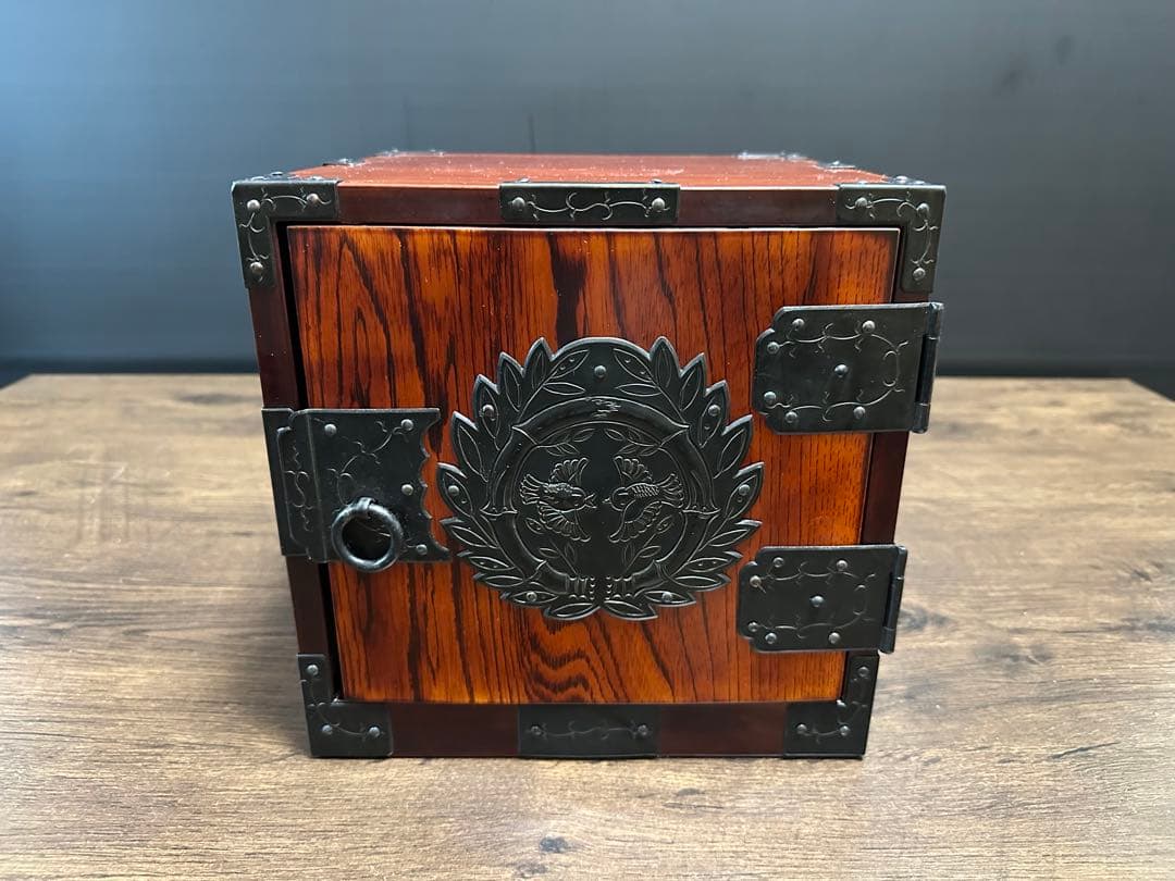 未使用美品　熊野洞 仙台箪笥 船箪笥 小箪笥 八寸帖箱 本漆仕上げ 伝統工芸品