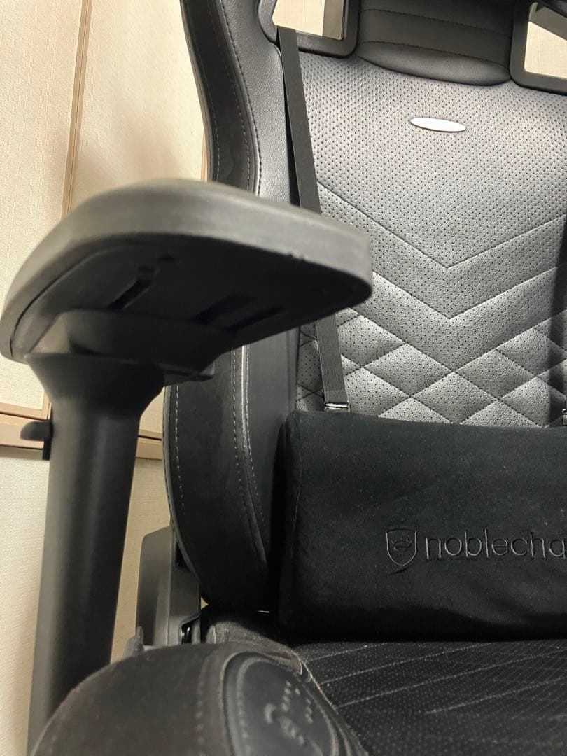 デスクチェア noblechairs EPIC