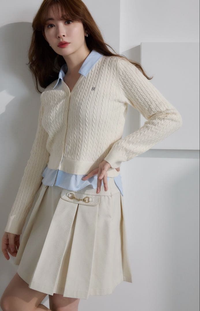 美品　Herlipto Pleated Mini Skirt ベージュ　S