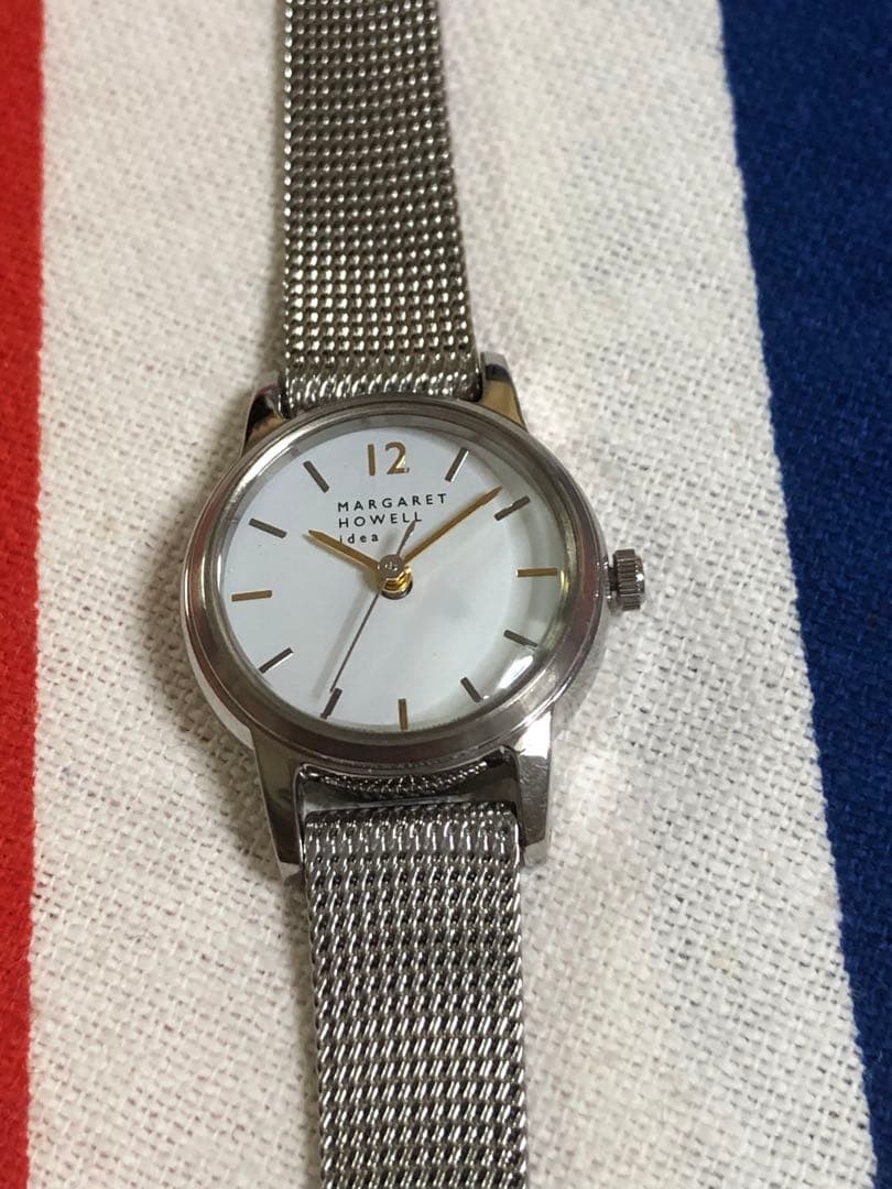 MARGARETHOWELL 美品！ソーラー時計　2次電池交換済