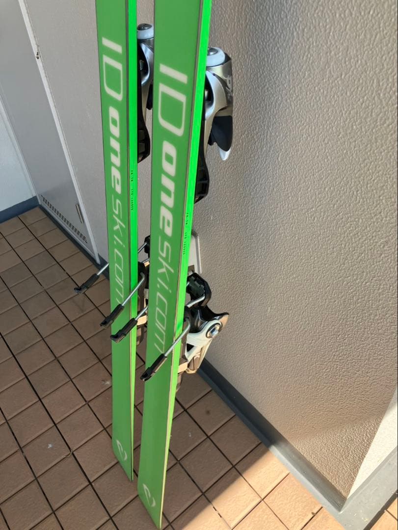 ひろさん専用　ID ONE スキー板