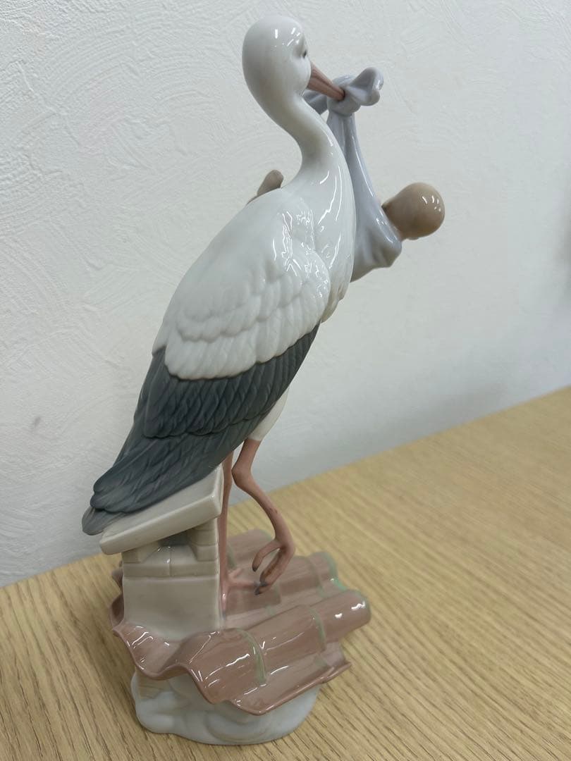 『希少　リヤドロ コウノトリの贈り物』