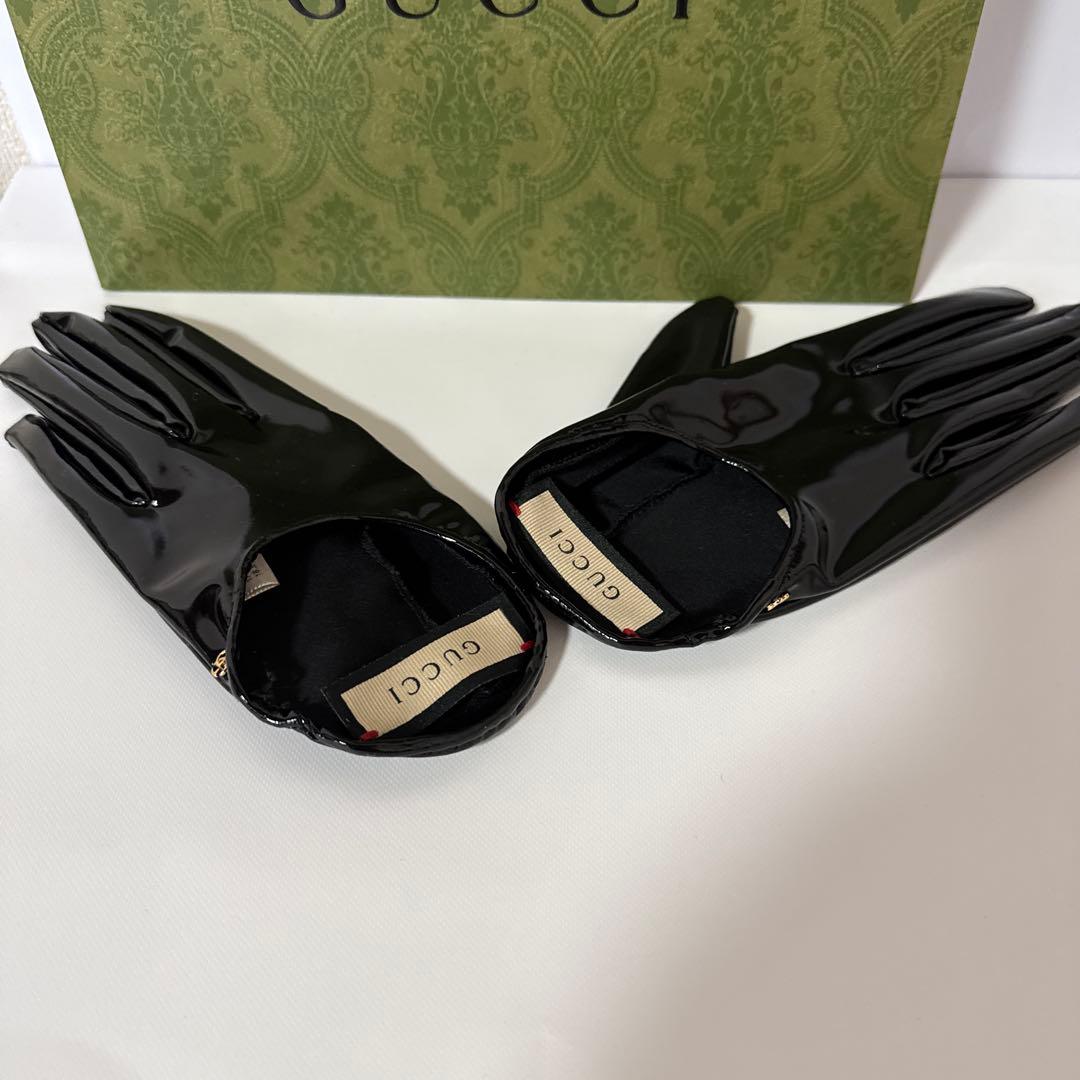 GUCCI レディース 黒 パテントドライビング手袋　新品未使用品