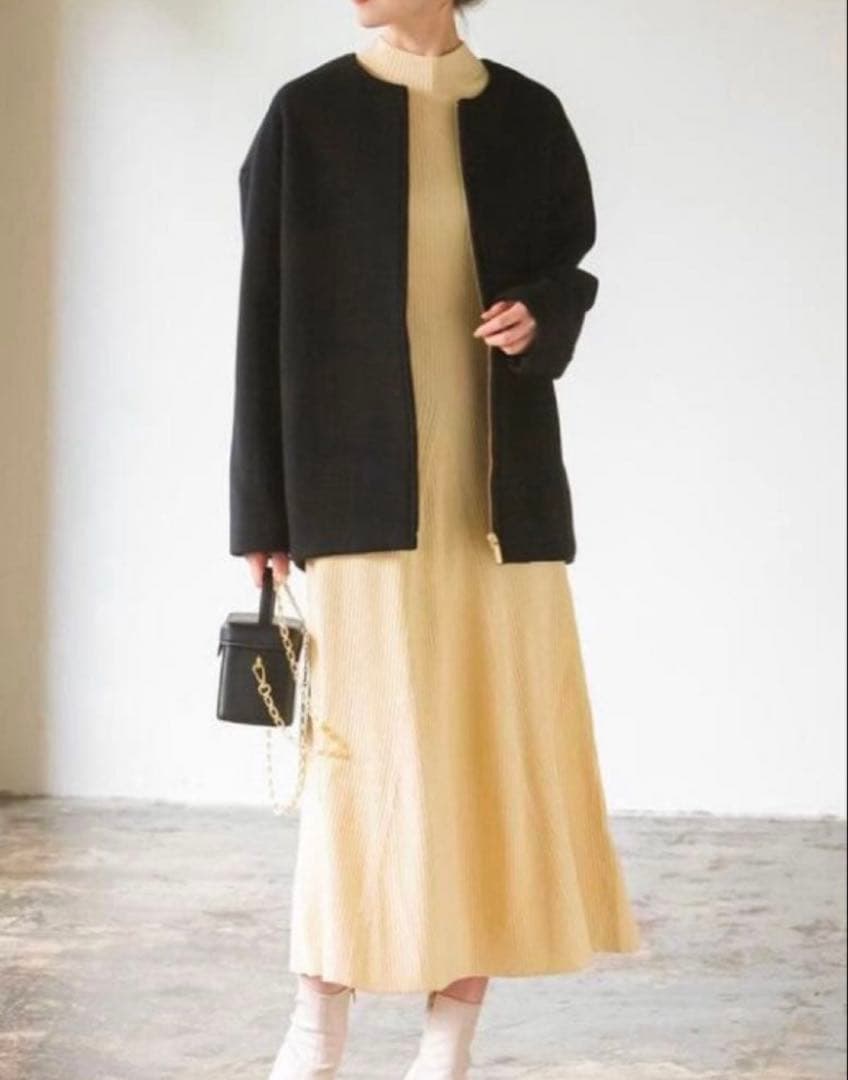 ノーブル❣️ 2023年新作❣️ カラーレスジップショートコート❣️ ブラック❣️