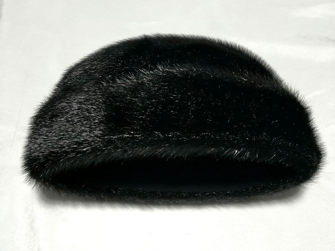 Wigens Seal本革 アザラシ毛皮 帽子 キャップ メンズ レディース 黒