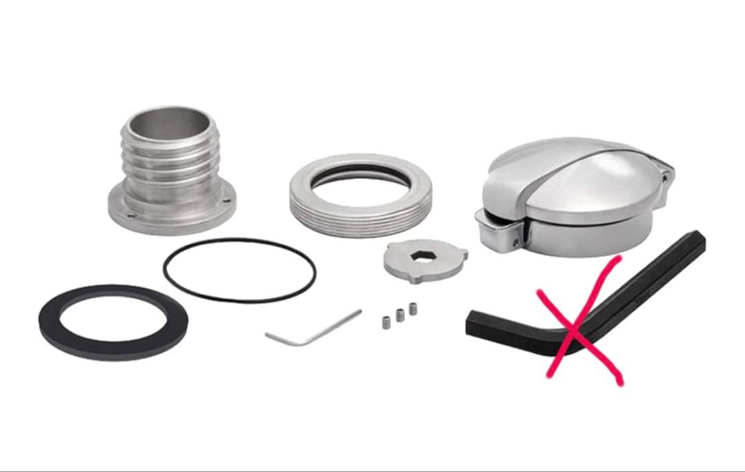 TRIUMPH タンクキャップ モートーン ボンネビル ボバー トライアンフ