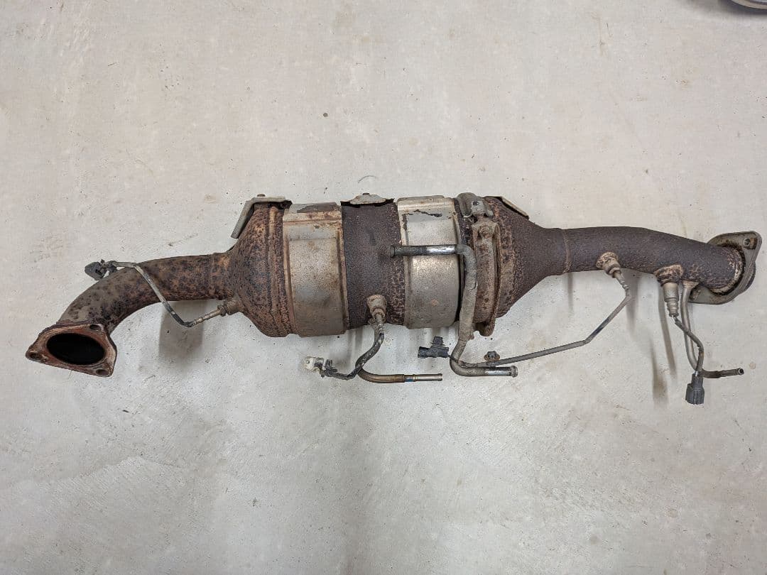 トヨエース　触媒　センサー全部付！