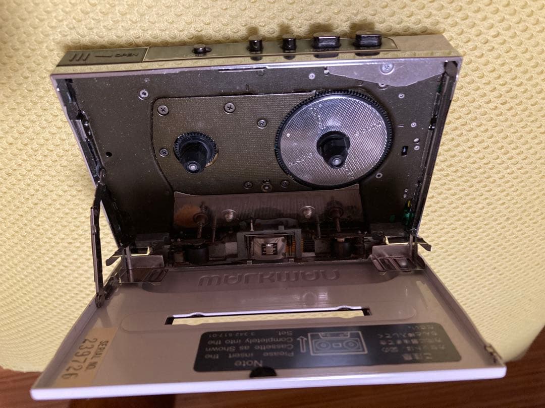 希少　SONY WM-501 WALKMAN ハードキャリングケース付　ジャンク