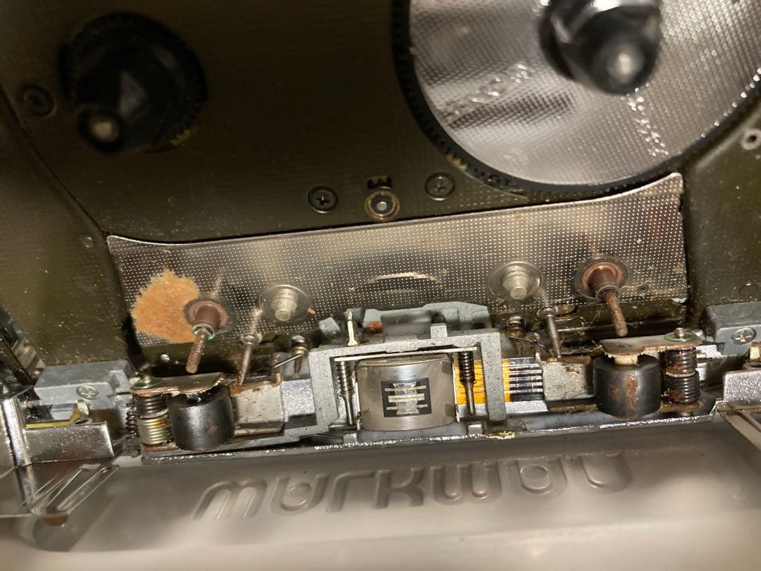 希少　SONY WM-501 WALKMAN ハードキャリングケース付　ジャンク