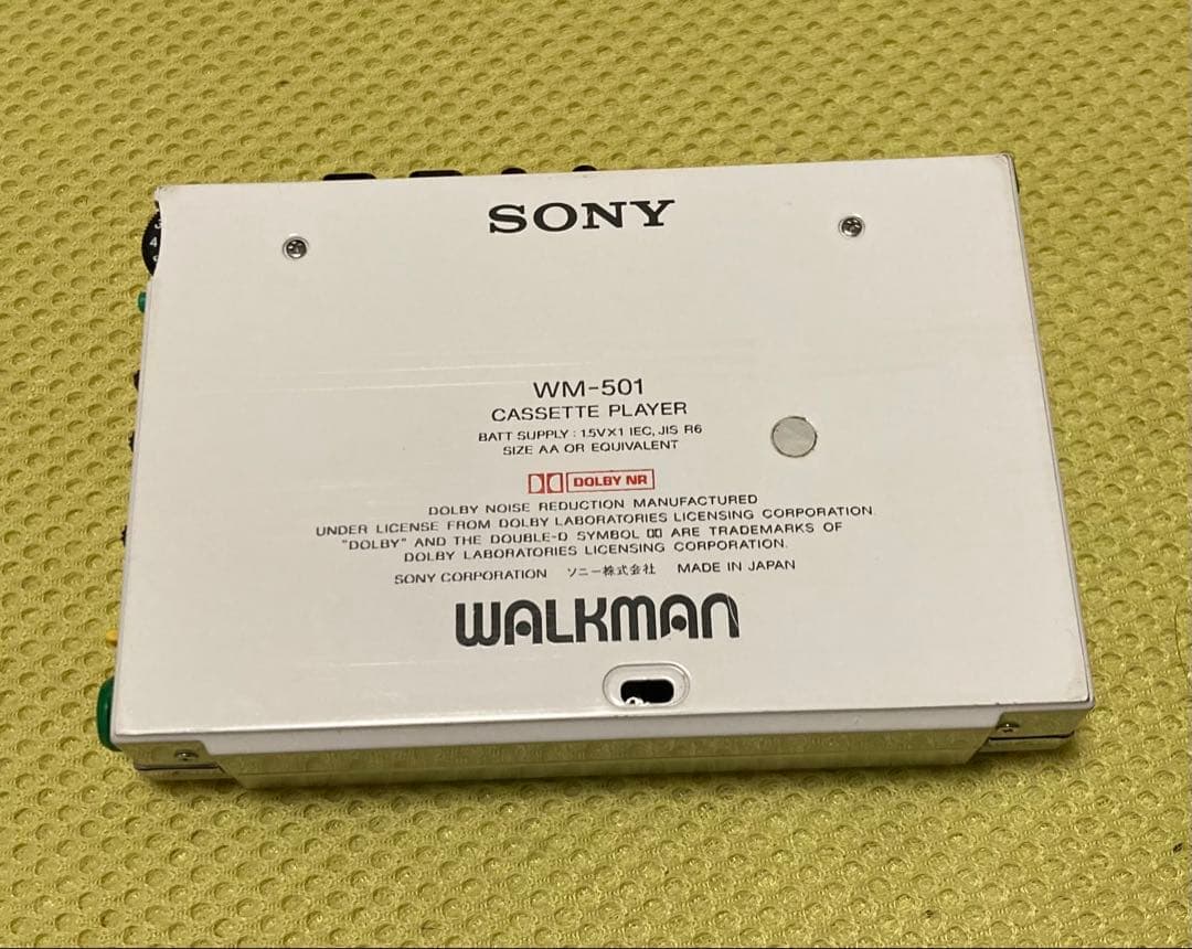 希少　SONY WM-501 WALKMAN ハードキャリングケース付　ジャンク