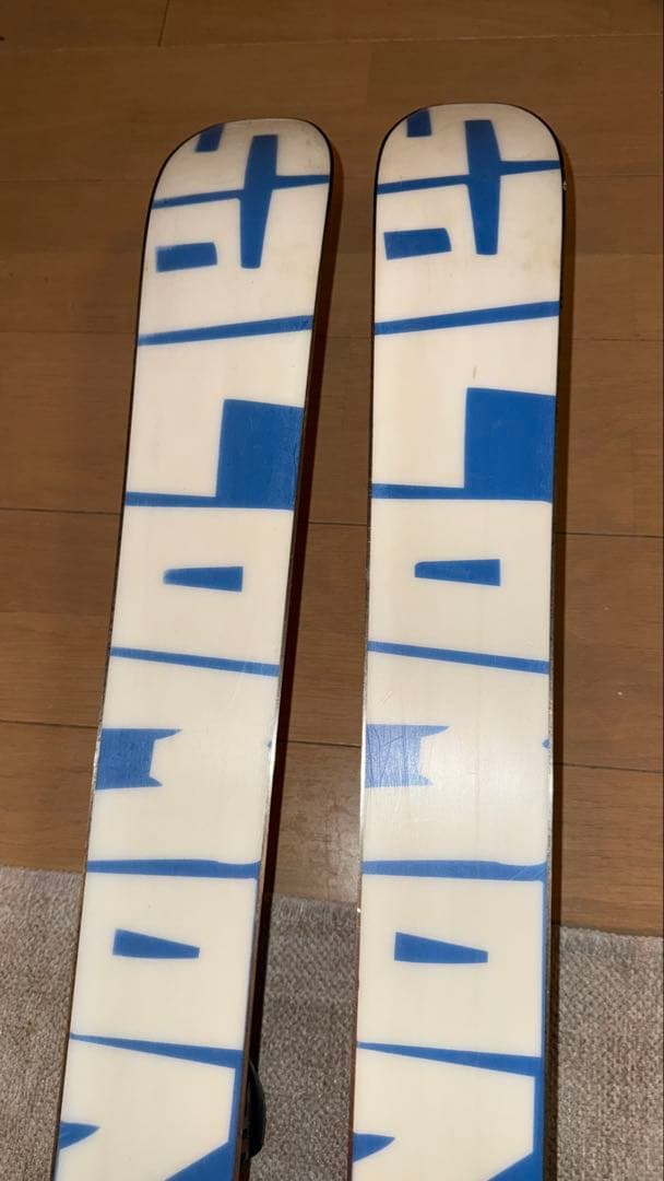 スキー Salomon flyer 61 + salomon 609