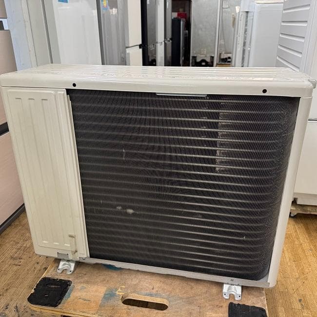 美品【 Panasonic 】パナソニック ルームエアコン CS-222DFL