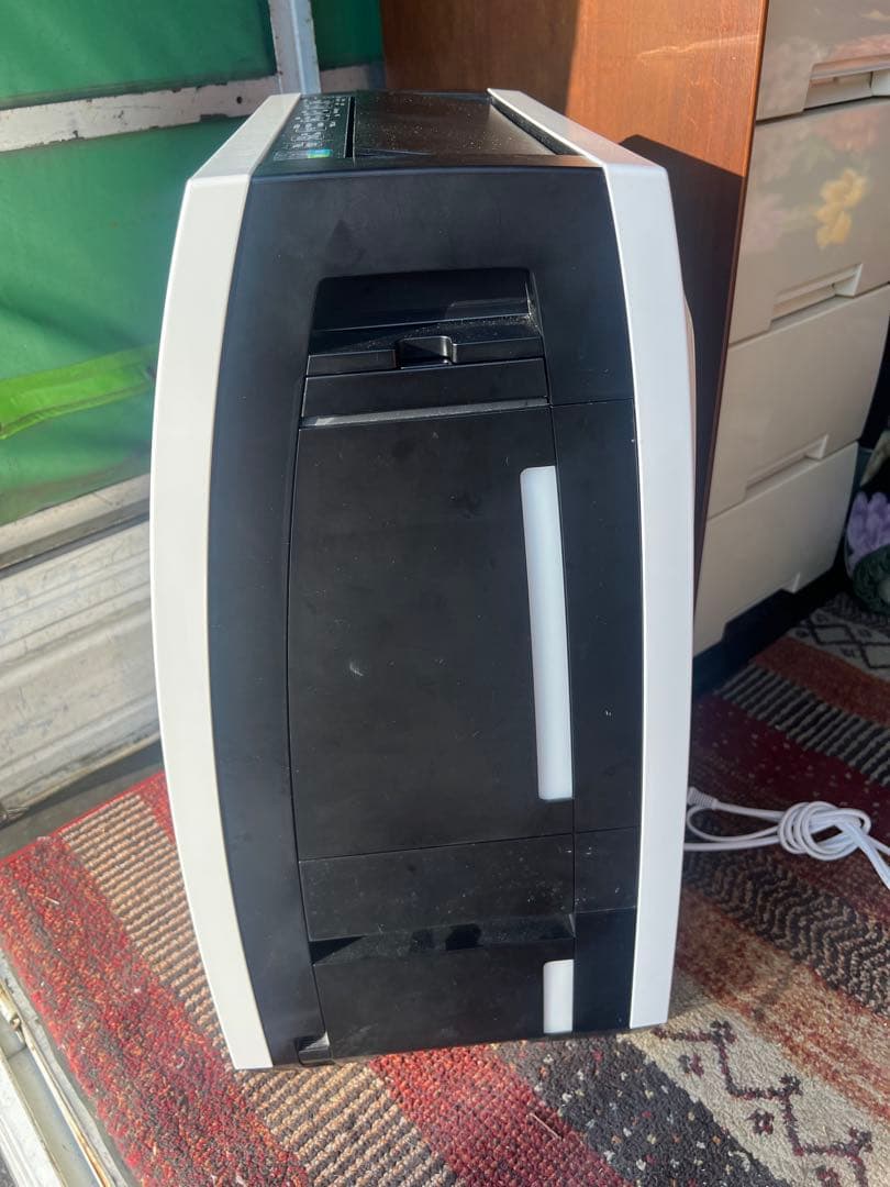 SHARP 除加湿空気清浄機　18年製 プラズマクラスター　KC-HD70-W