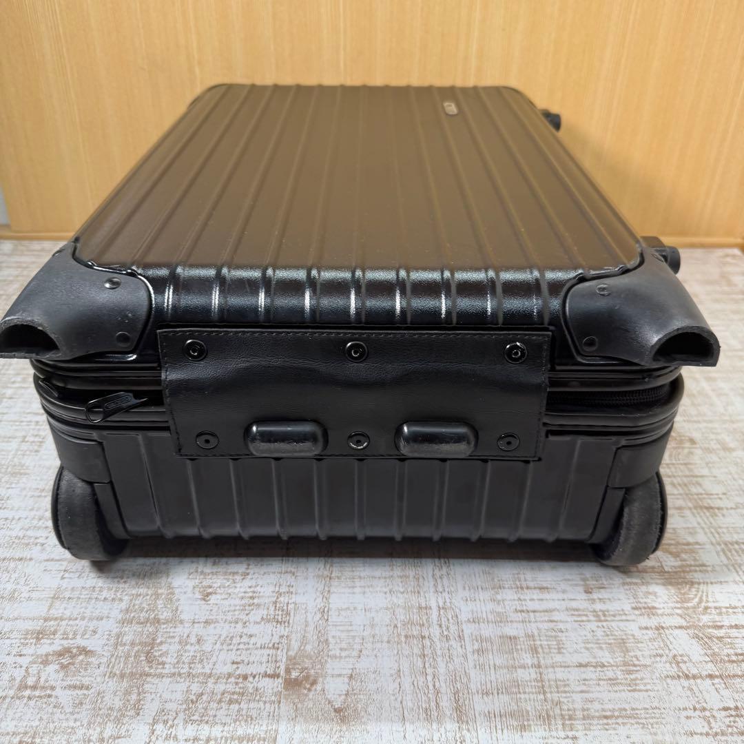 廃盤 リモワ サルサ 35L 機内持ち込み 2輪 マットブラック キャビン