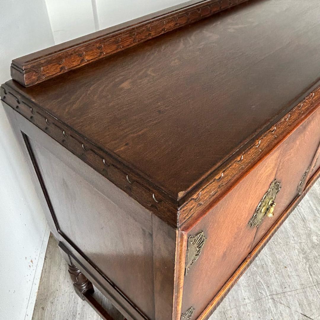 イギリス アンティーク　家具 サイドボード 1930年頃 ビンテージ 500A