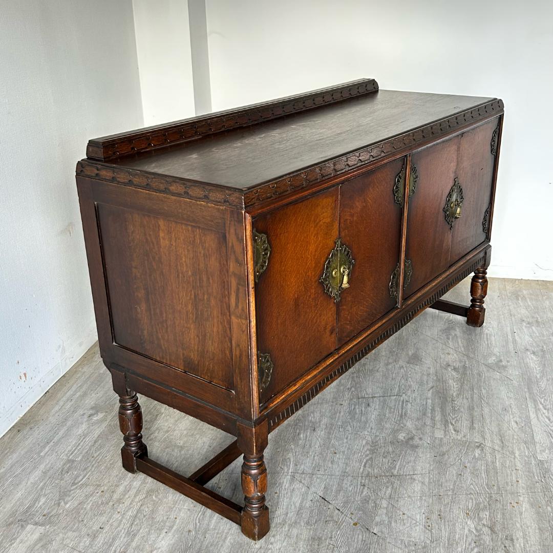 イギリス アンティーク　家具 サイドボード 1930年頃 ビンテージ 500A