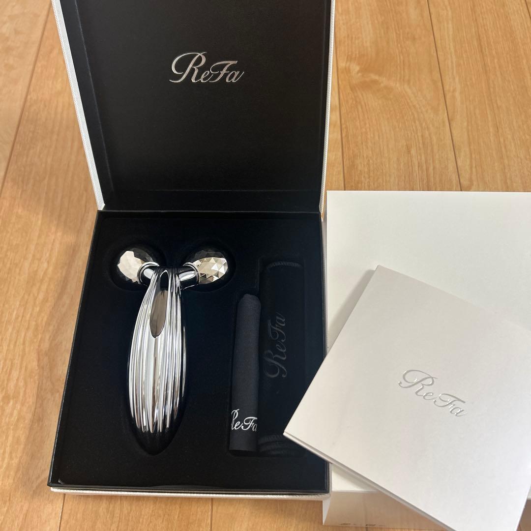 ほぼ未使用、美品　リファカラットレイ Refa CARAT RAY