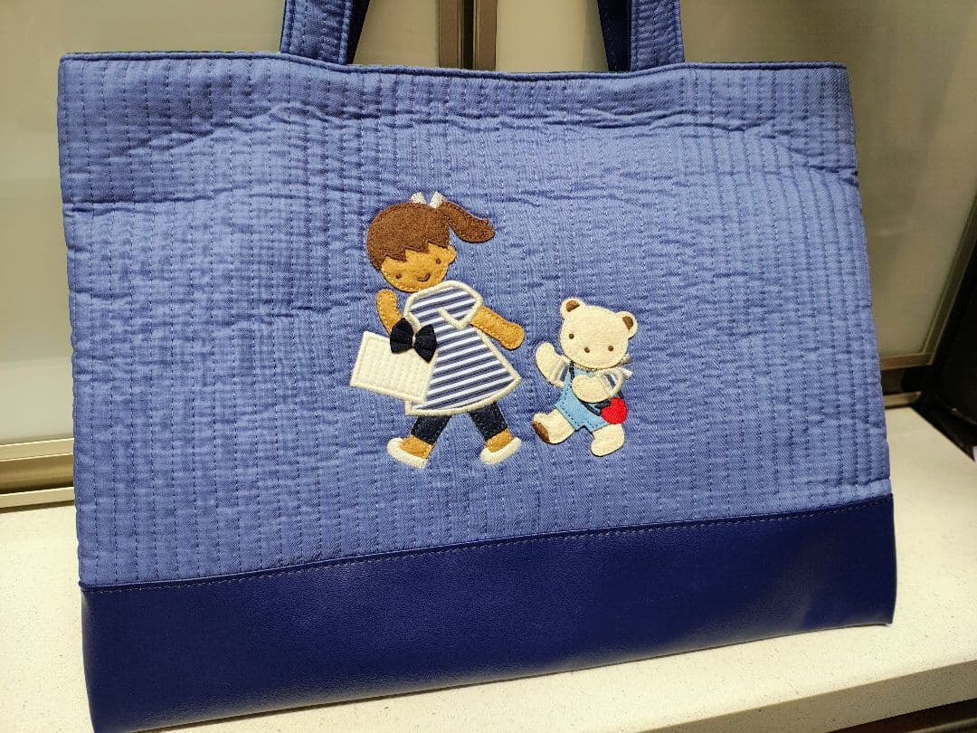 キ*リ様 ファミリア familiar 刺繍デザイン トートバッグ 青色 手提げ