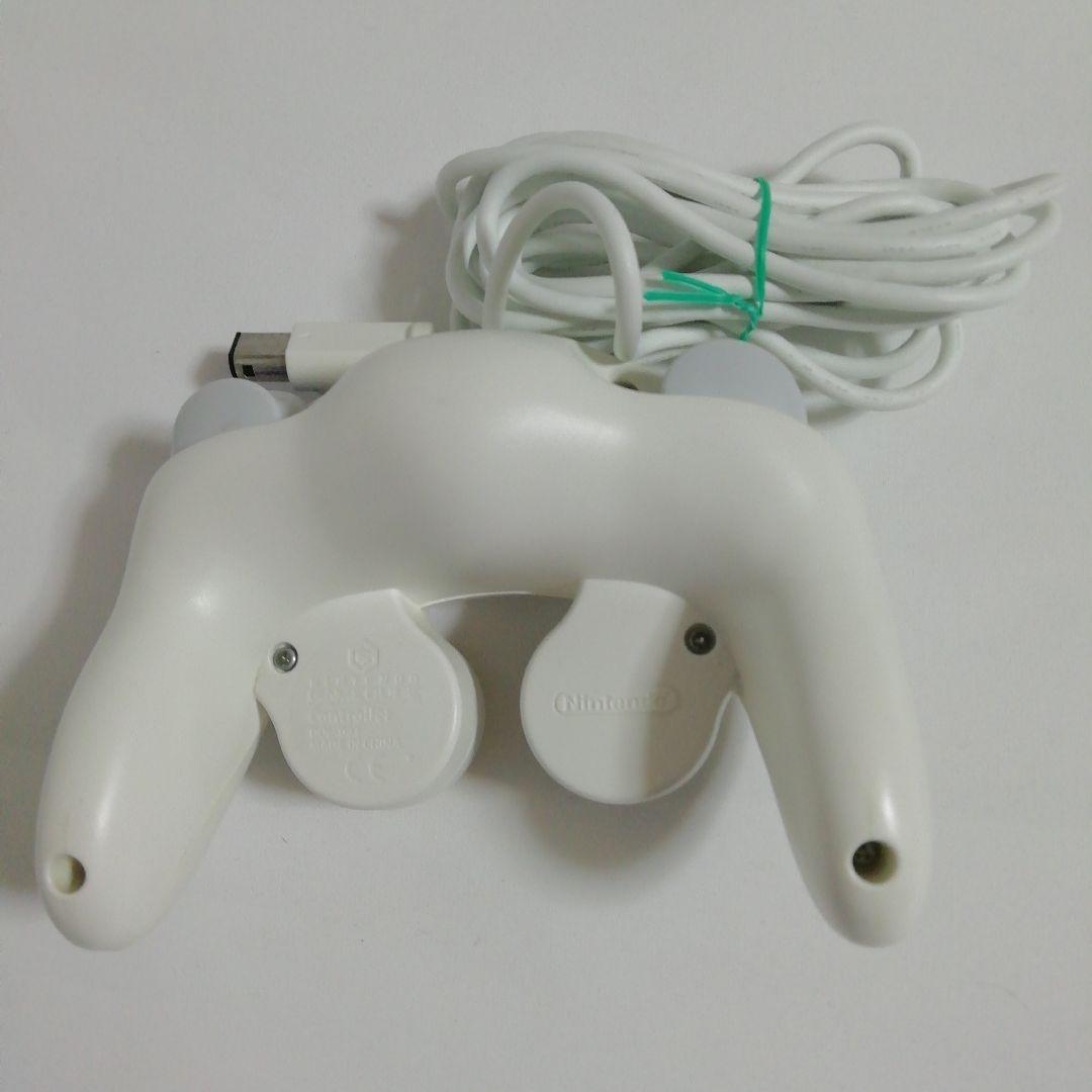 Nintendo ゲームキューブ コントローラ