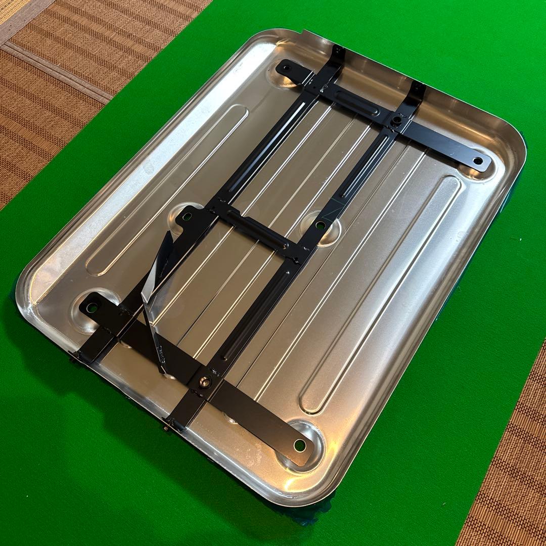 いすゞ　ギガ　マフラープロテクター