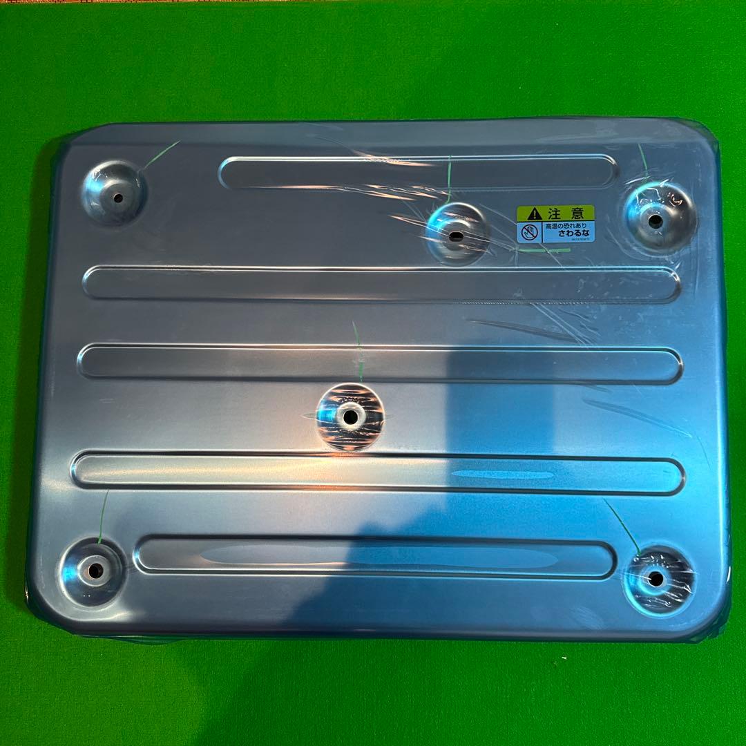 いすゞ　ギガ　マフラープロテクター