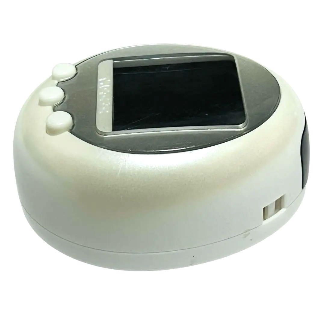 たまごっち　たまごっちプラスカラー　ホワイト Tamagotchi color