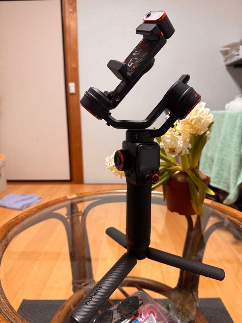 Hohem iSteady スマホ用ジンバル + LEDライト + 三脚