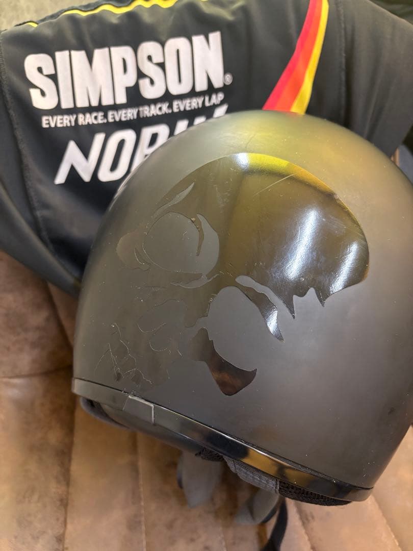 SIMPSON ヘルメット　マットブラック　シールド付き