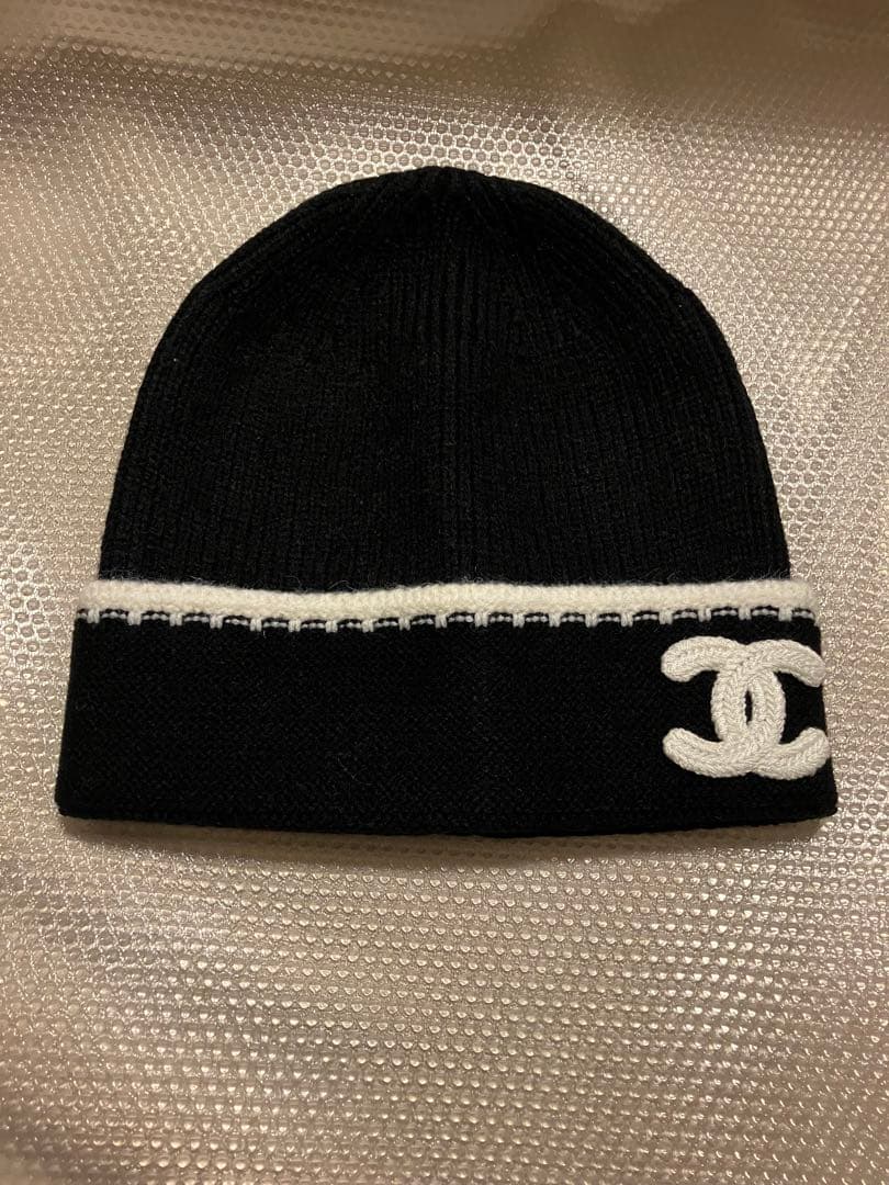 桜ちゃんsama♡ 黒ベース　白ライン　ロゴニット帽