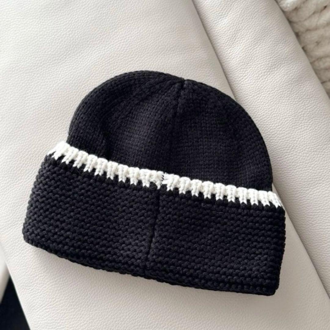 桜ちゃんsama♡ 黒ベース　白ライン　ロゴニット帽