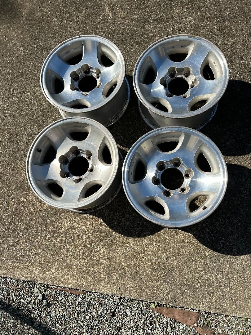 ランクル　80　純正　ホイール