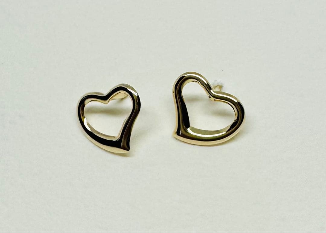 【K18】８ミリオープンハート！スタッドピアス。人気の定番ピアスです。