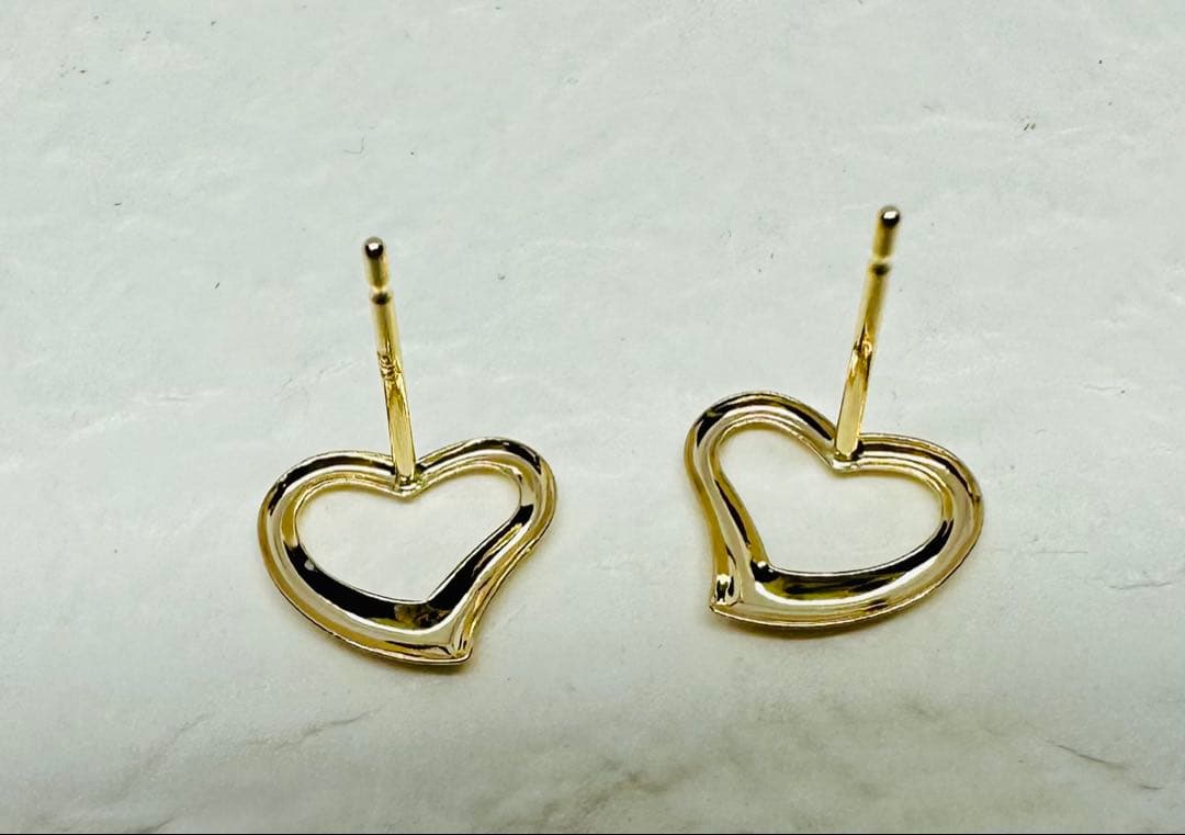 【K18】８ミリオープンハート！スタッドピアス。人気の定番ピアスです。