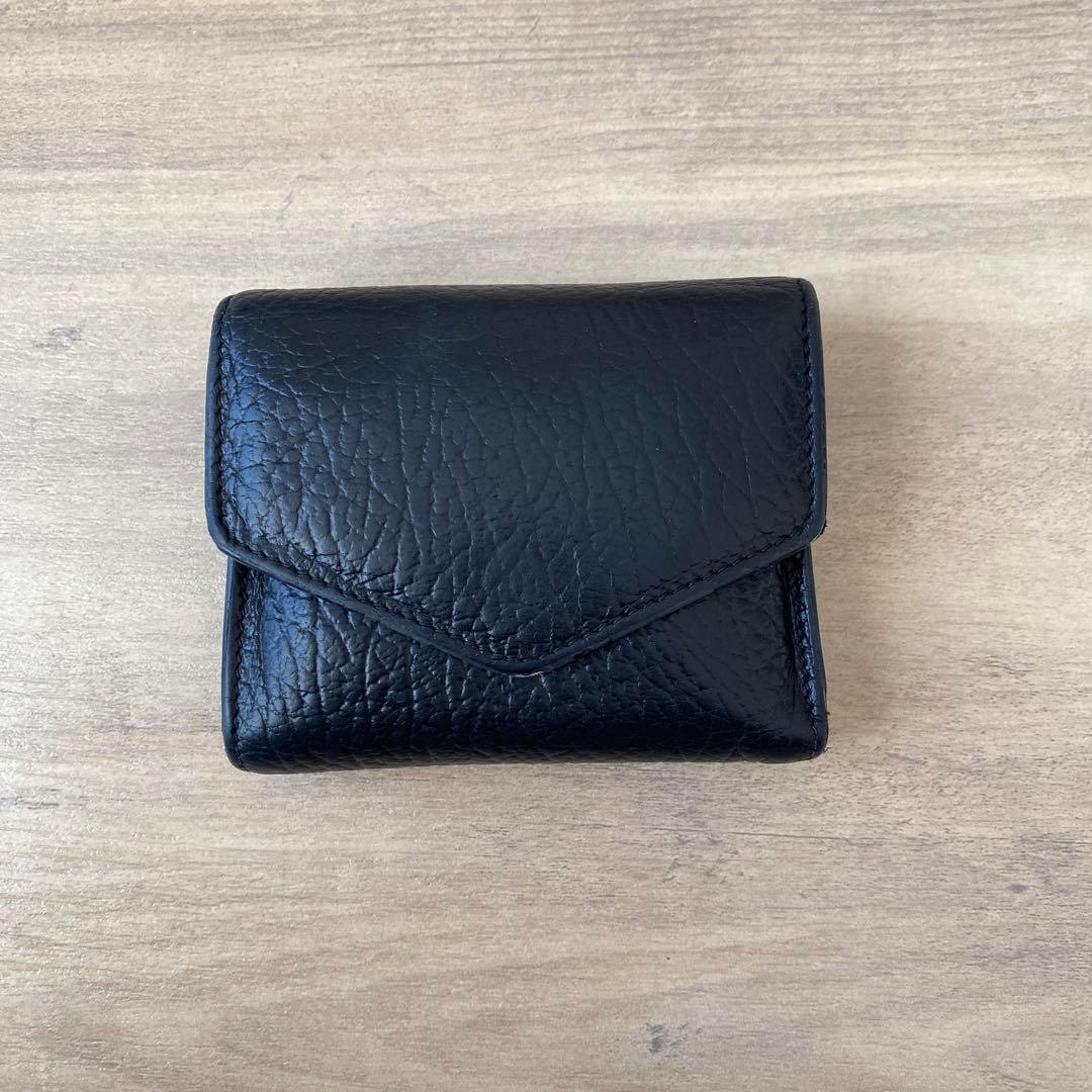 メゾンマルジェラ 三つ折り財布 4ステッチ レザー コンパクト ブラック