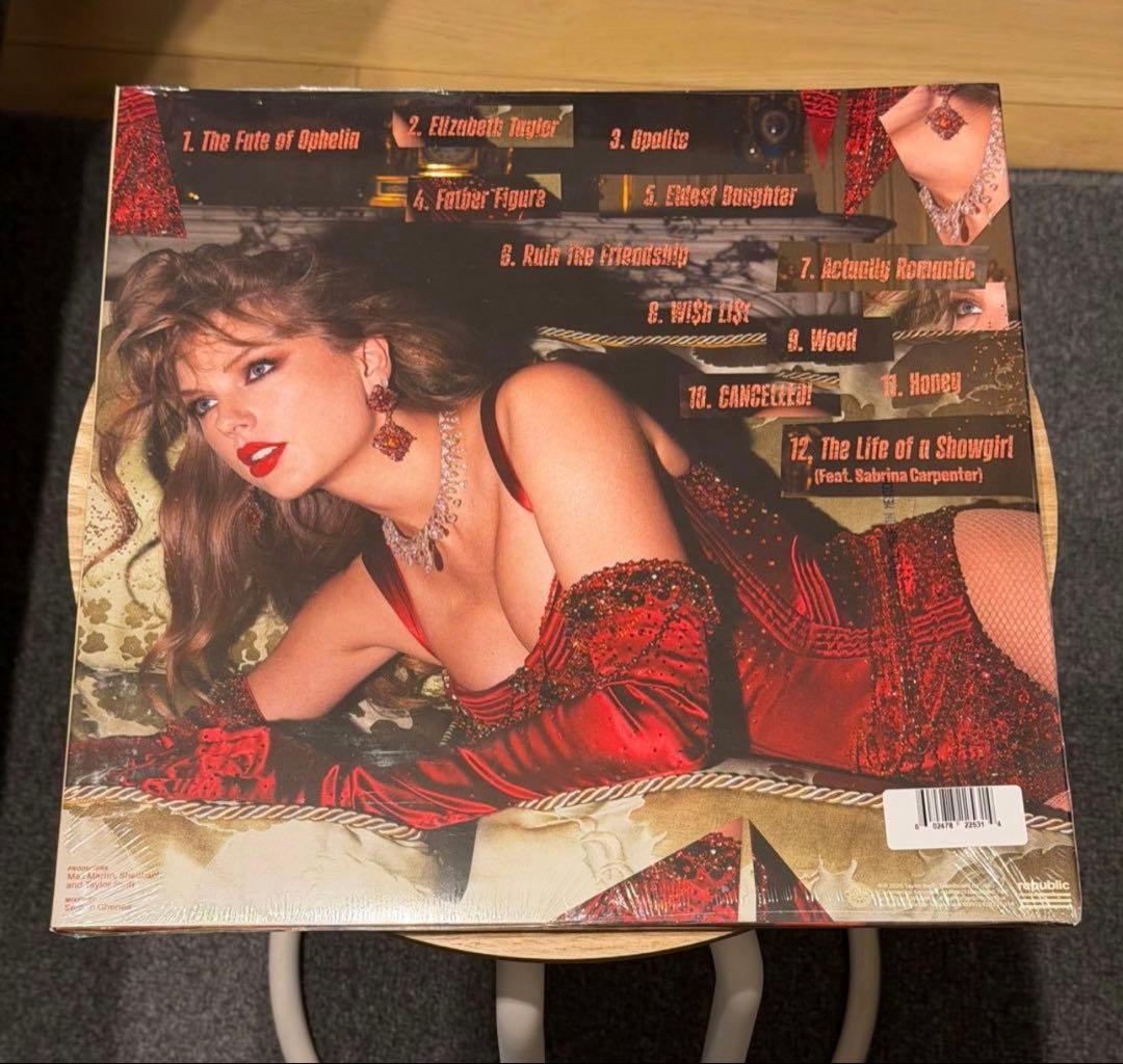 THE LIFE OF A SHOWGIRL初回限定プレス 限定生産 まとめ