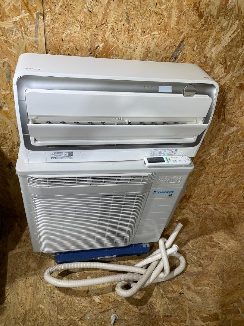 ダイキン 省エネエアコンうるさらX AN223ARS-W 23年製 604045