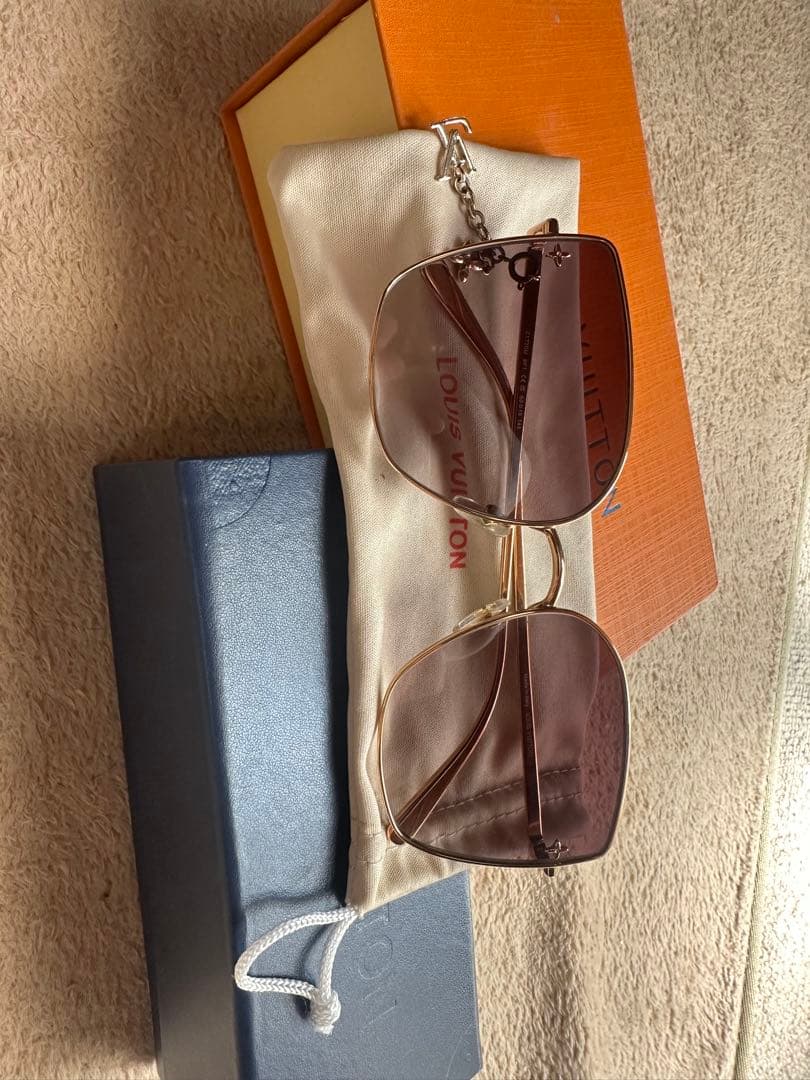 Louis Vuitton サングラス ブラウン