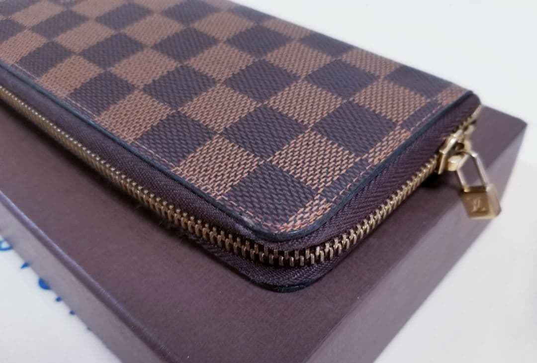 【美品】ルイヴィトン ダミエ ポルトフォイユクレマンス ラウンドファスナー