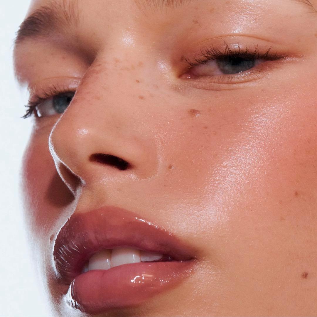 RHODE SKIN チーク＋リップ トリオ